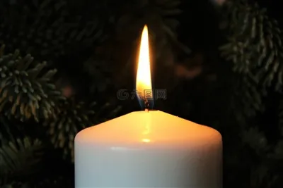 Hot-melt Adhesive For Fixing Candle Wicks Solves The Problem Of Wick Deviation. Hot-melt Adhesive For Fixing Candle Wicks Solves The Problem Of Wick Deviation.