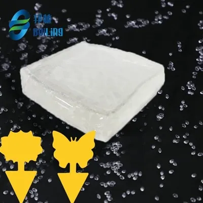 Adesivo termofusível para controle de pragas